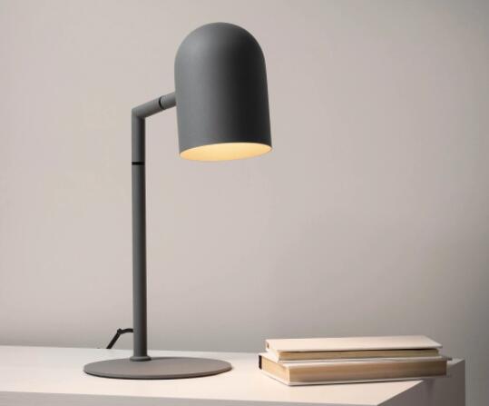 how tall should a desk lamp be
