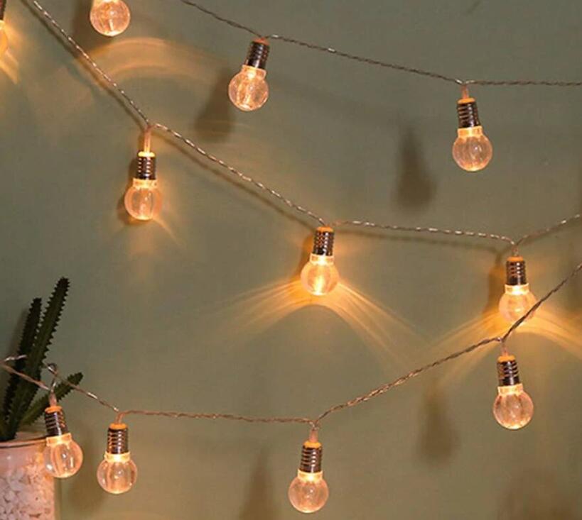 how to hang string lights in room without nails